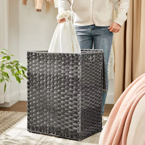 SONGMICS Kézzel Font Rattan Hatású Szennyestartó Kosár Fedéllel Szürke