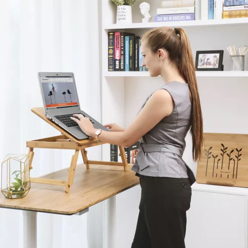 SONGMICS Bambusz Laptop Asztal Állítható Magasságú Ágyasztal Szellőzőnyílásokkal