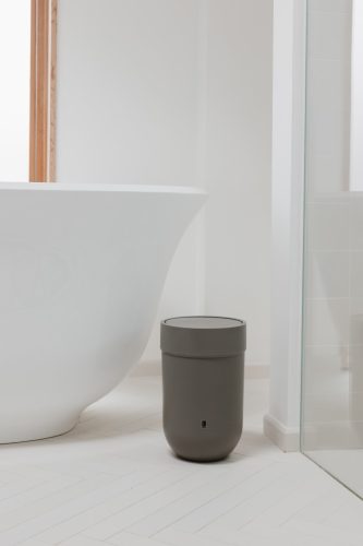 Umbra Touch Műanyag Fürdőszobai Szemetes Szürke Forgatható Fedéllel